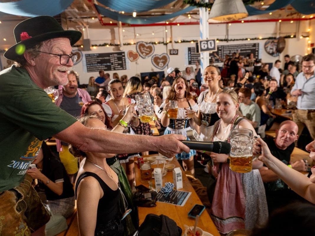 Zum Schneider’s Oktoberfest will transform Franklin Point into a Wiesn-style beer hall and rooftop Biergarten overlooking the East River.