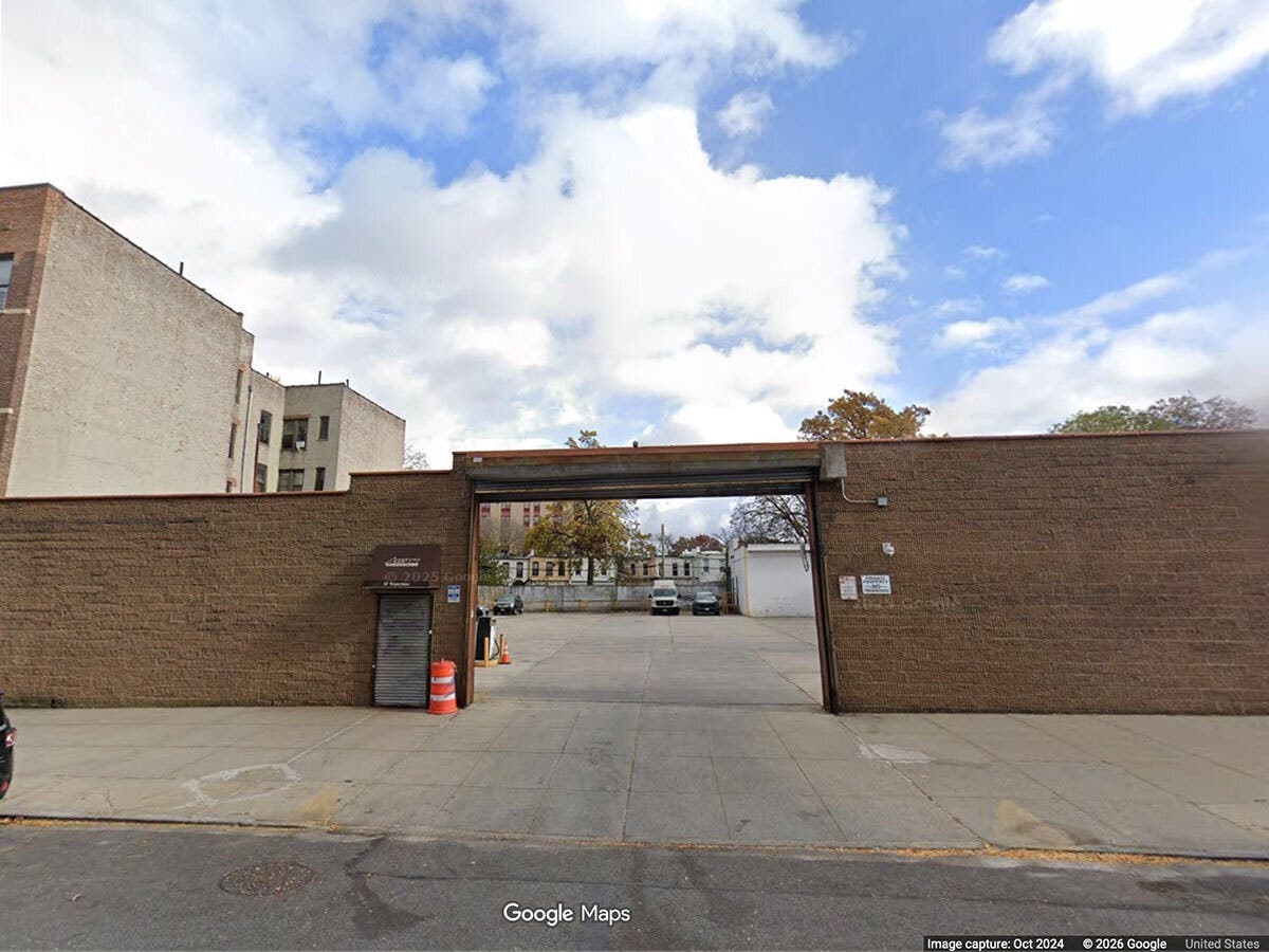 Windsor Terrace Gas Main Break Forces Evacuations At Controversial Housing Site
