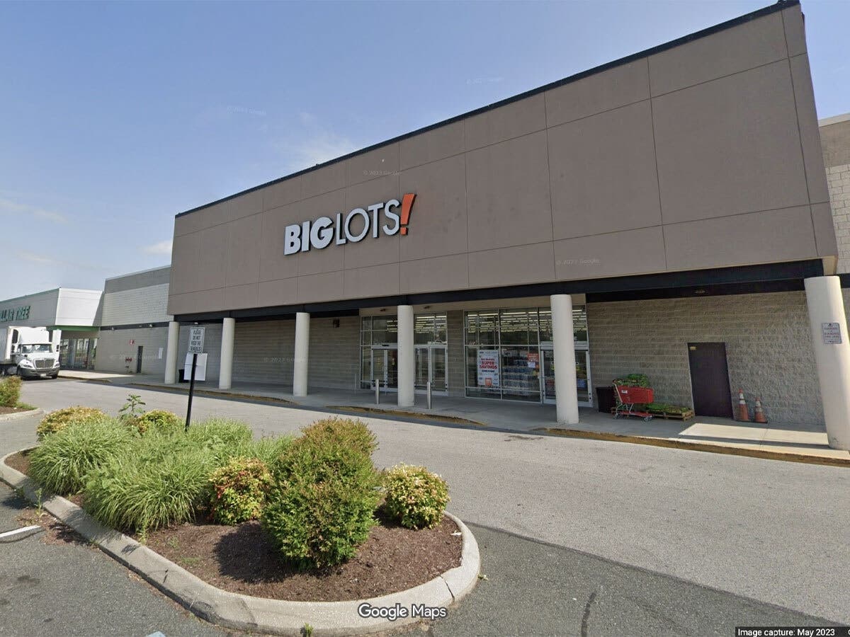 The Sprouts Farmers Market will be taking over the space that was previously home to Big Lots at the Costco Plaza.