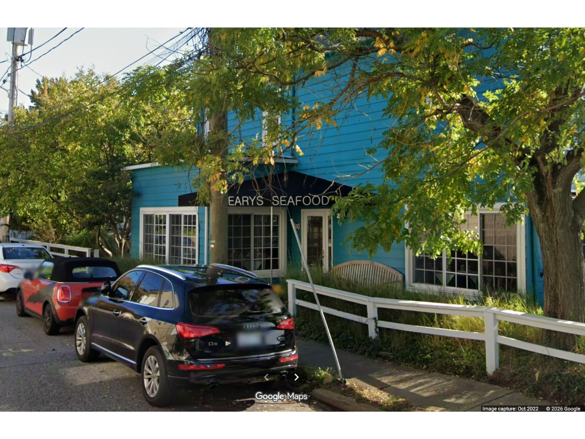 The O'Learys Seafood Restaurant in Annapolis will close in August after the eatery lost its lease.