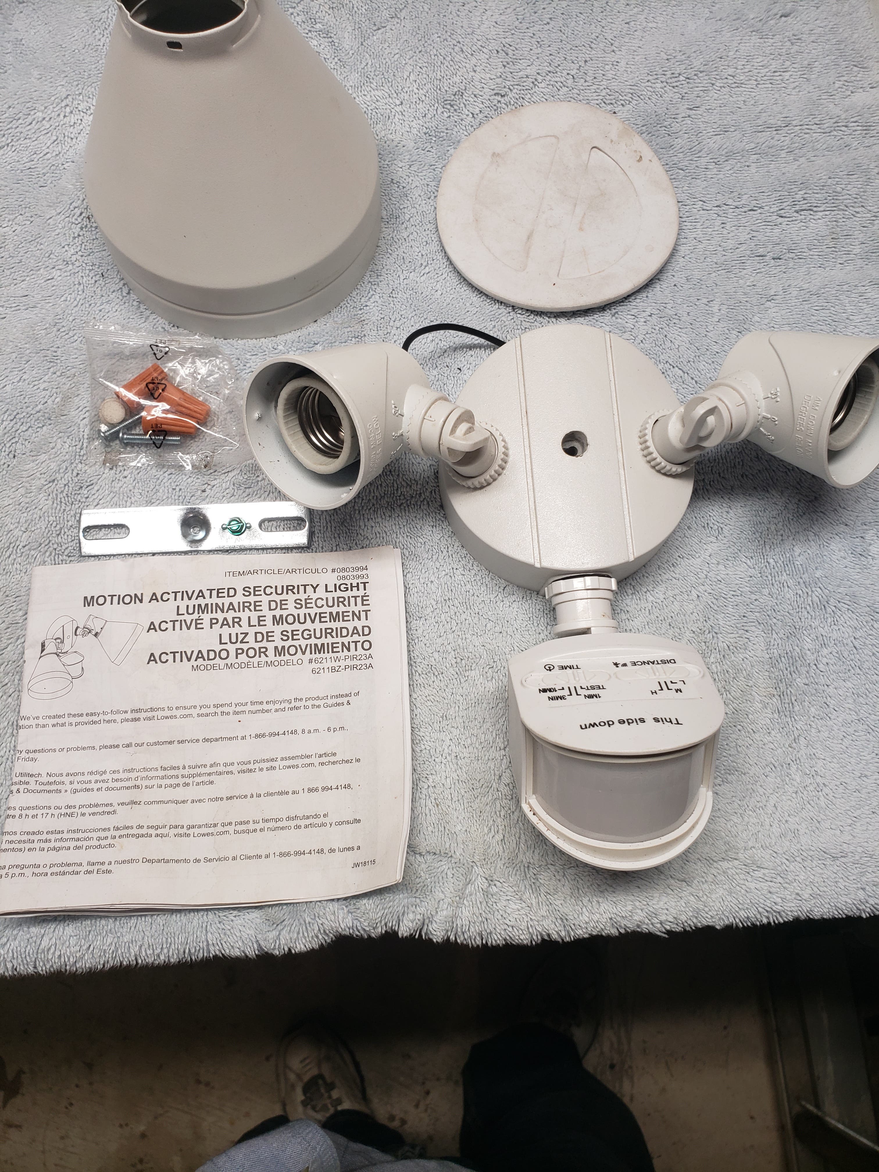 Hardwired Dual Light Motion-Activated Flood Light w/Timer