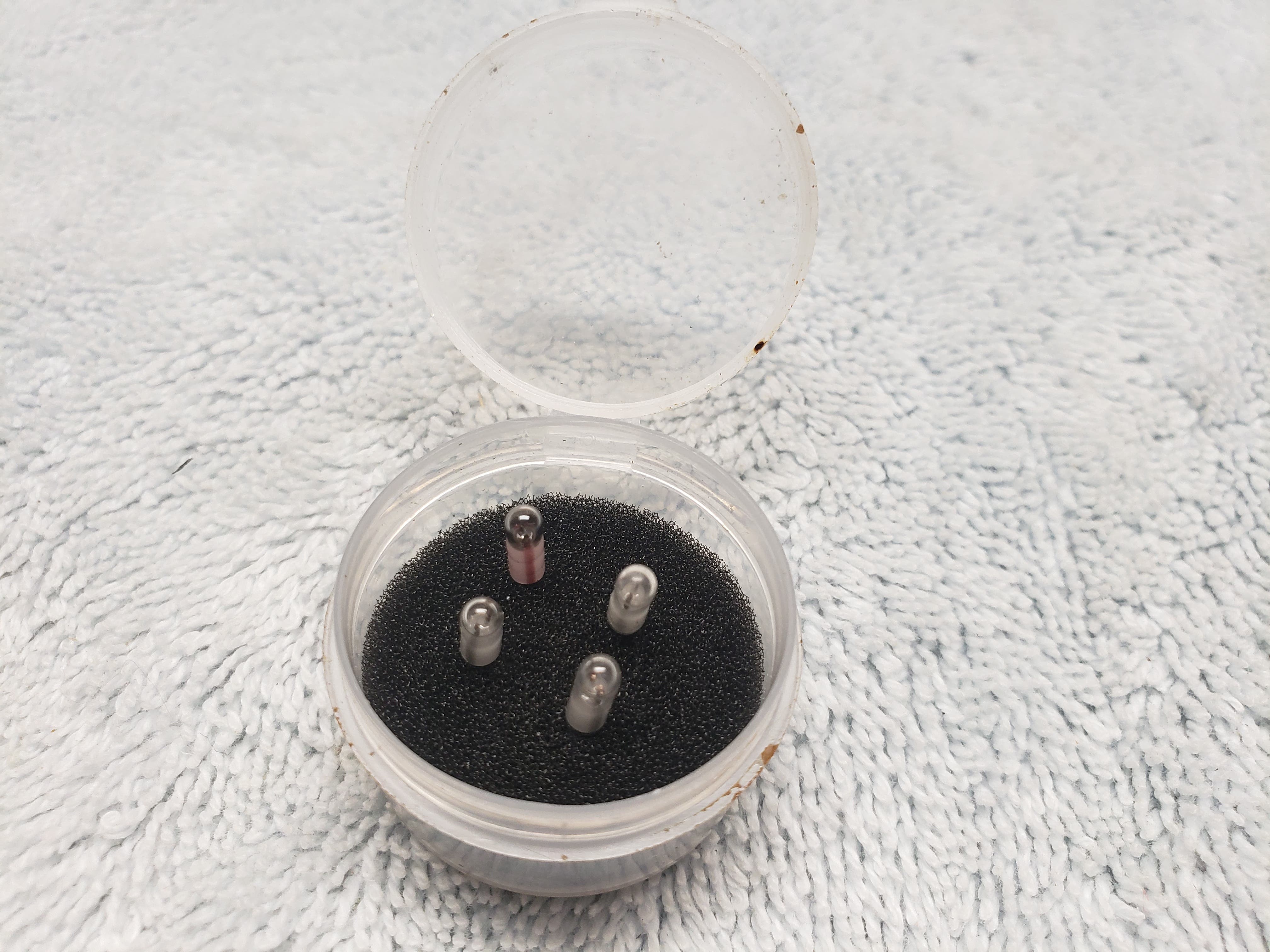 Mini-Maglite Flashlight — Replacement Xenon Bulbs (4)