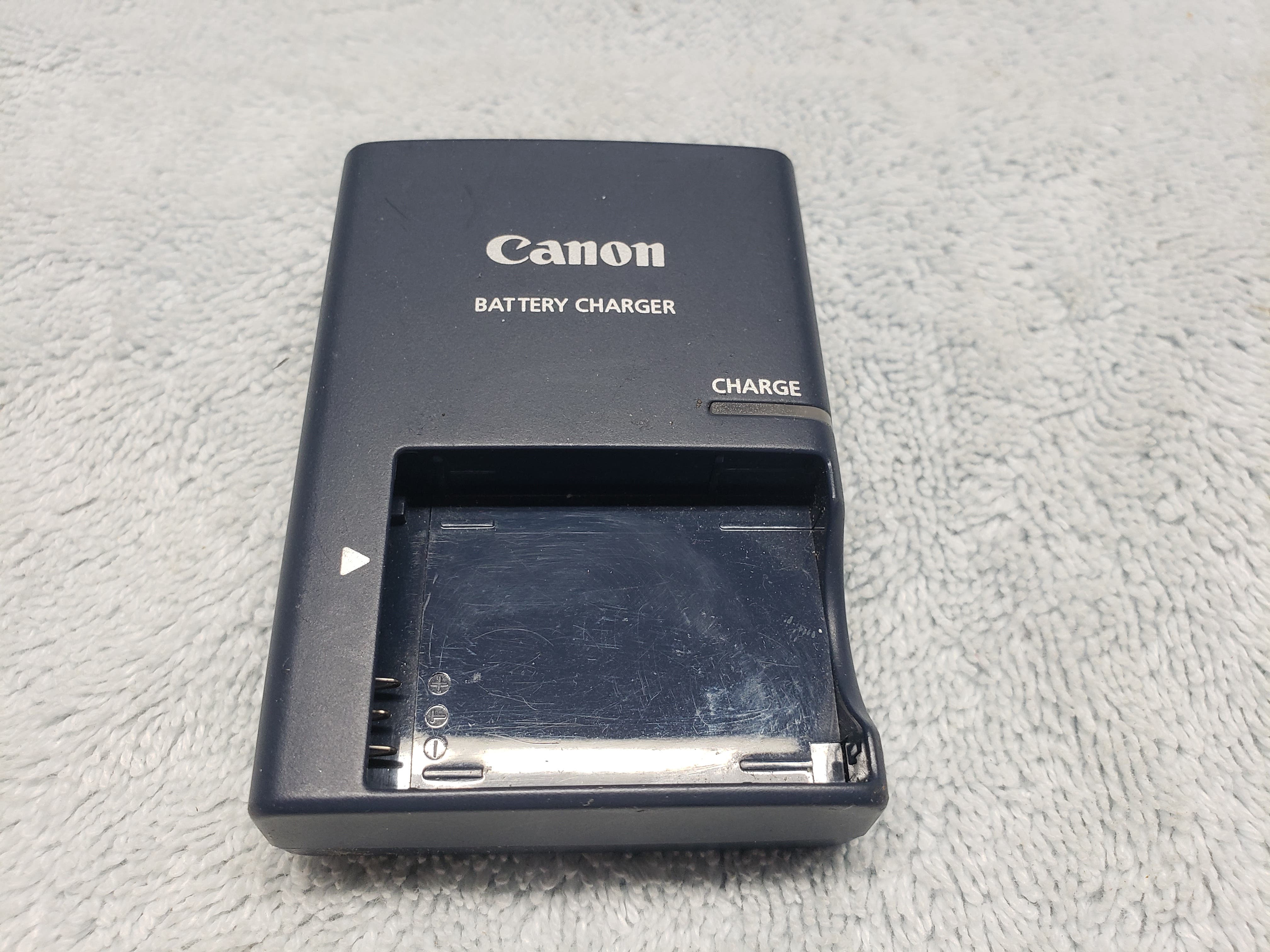 Canon CB-2LX Battery Charger