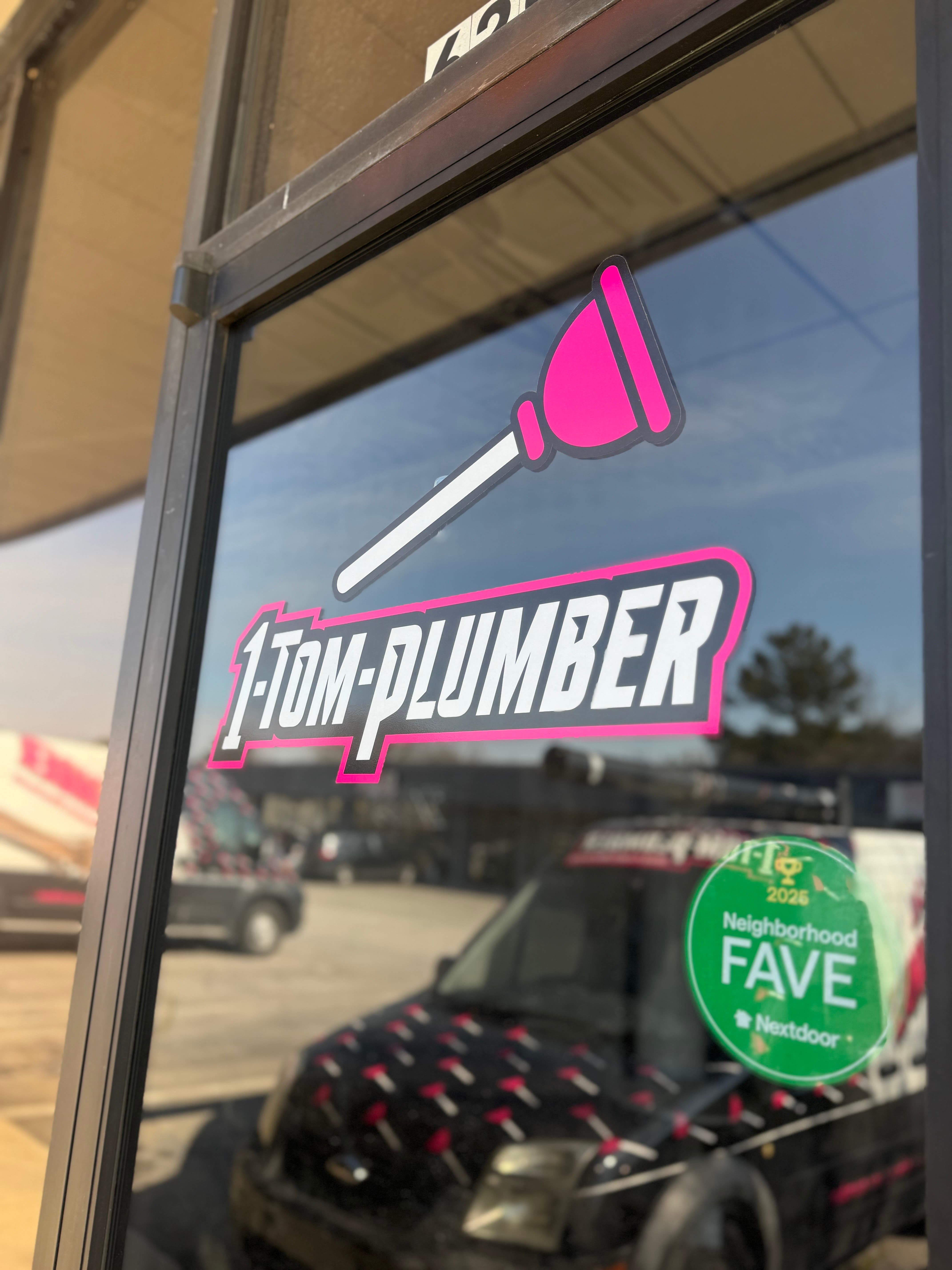 1-Tom-Plumber Ribbon Cutting