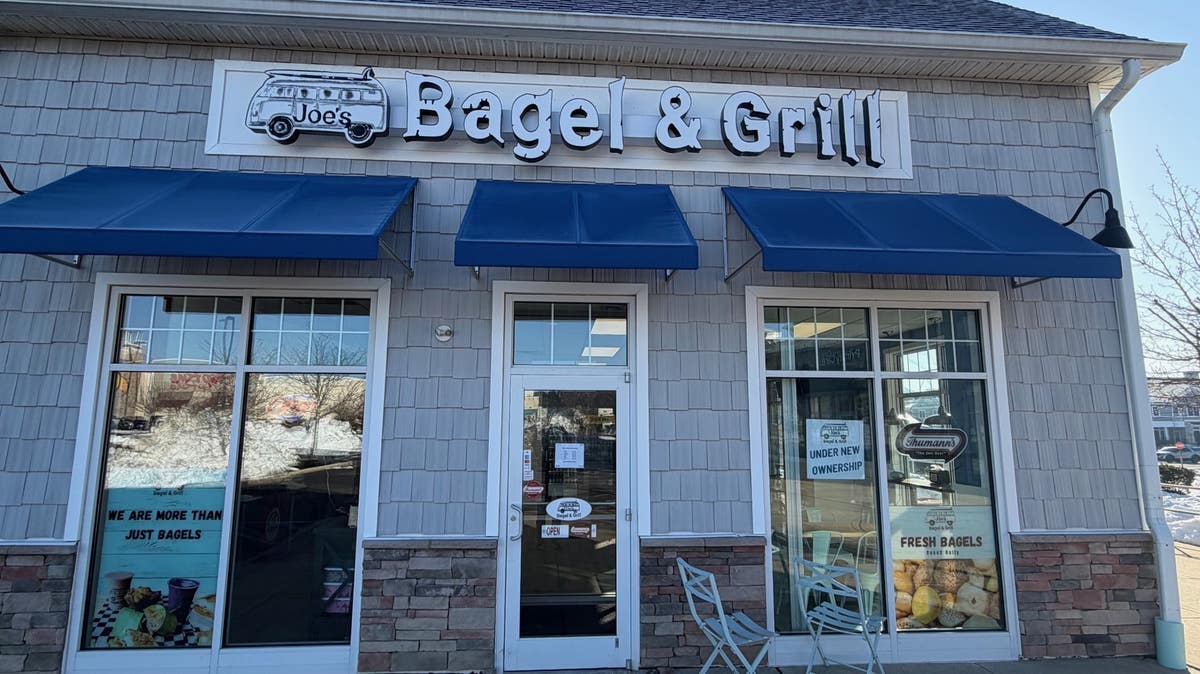 Joe's Bagel and Grill