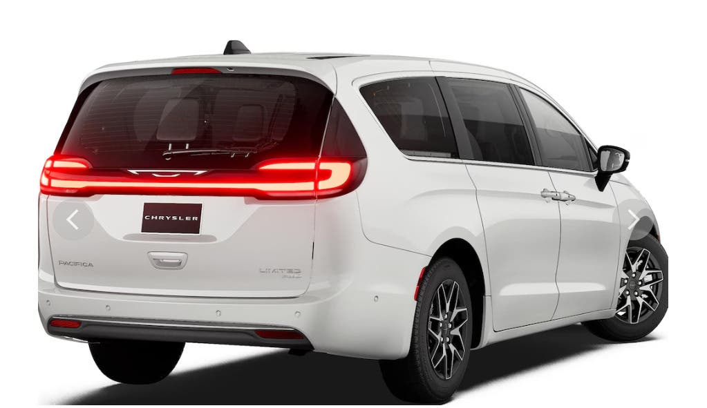 Chrysler Dodge Jeep Ram Dealer Near Me in East Hartford, CT