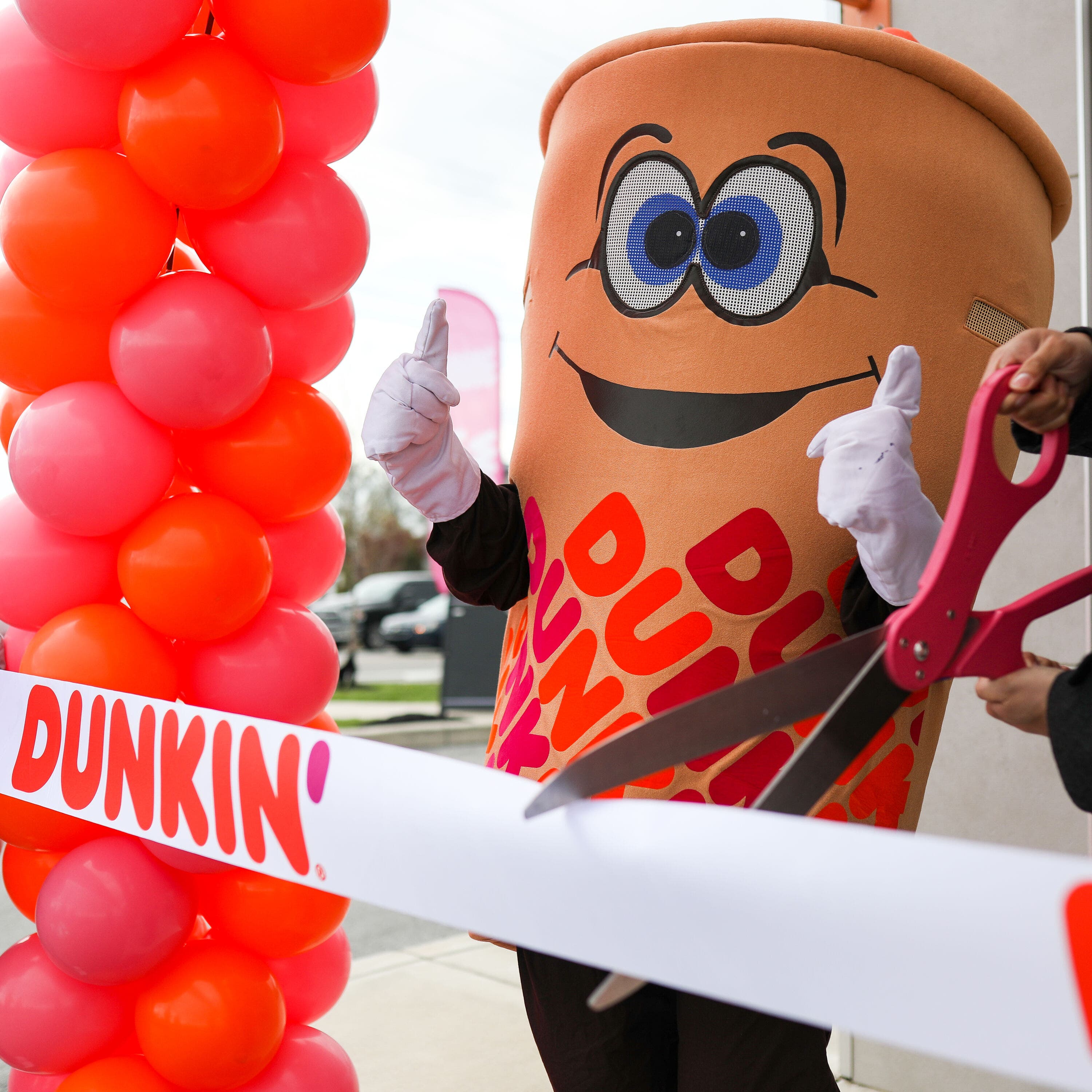 Dunkin’® Celebrates Grand Opening of Brunswick’s New Location with 100 Days of Free Coffee Giveaway 
