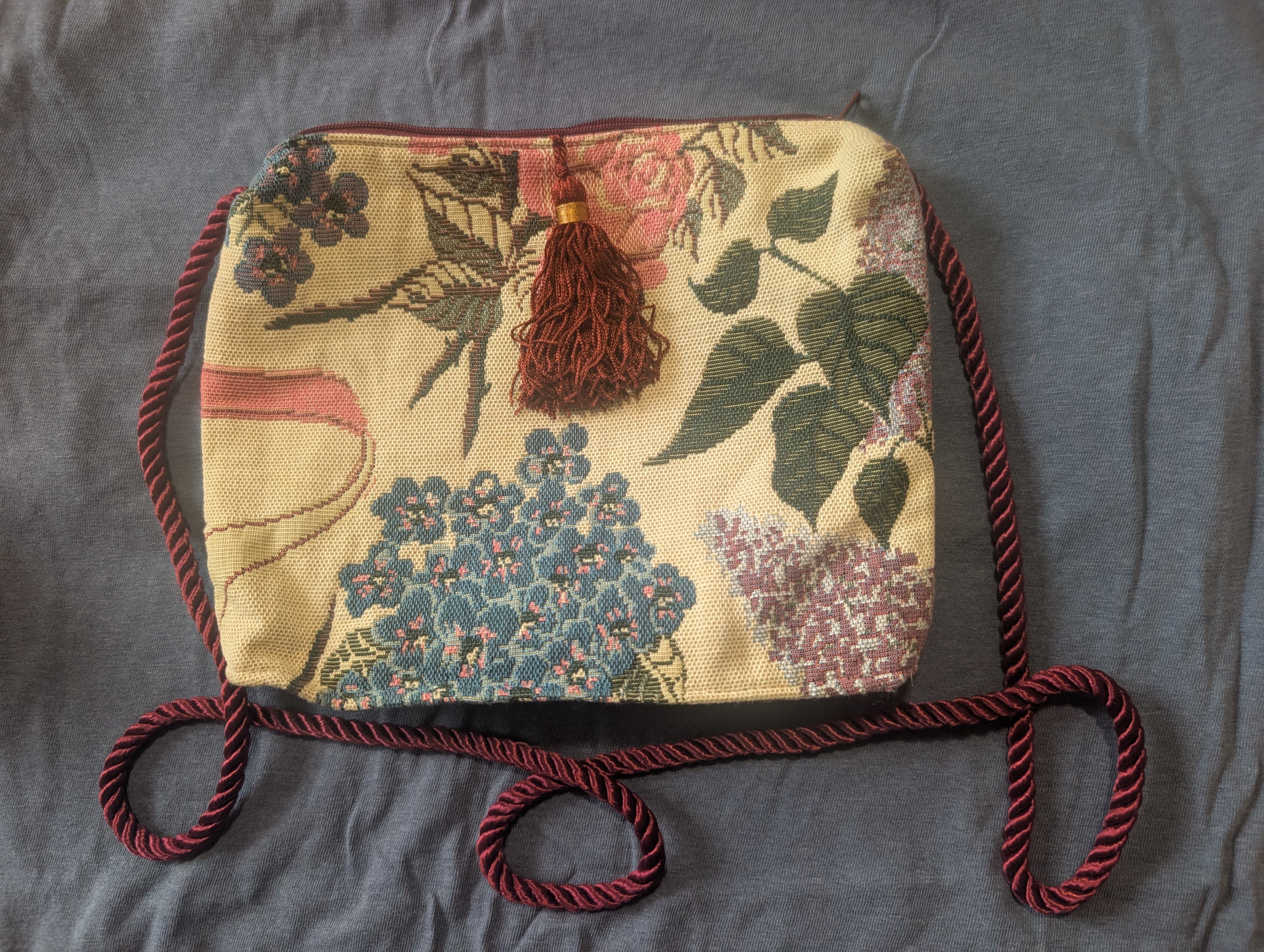 Exquisite CSJ Créations de France Tapestry Handbag – Floral Woven Purse 