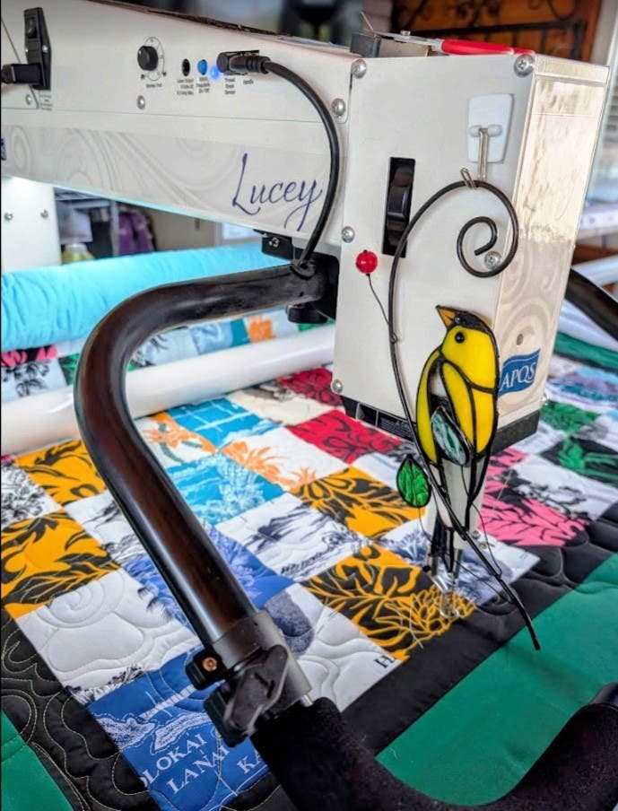 Handguided freemotion longarm quilting service