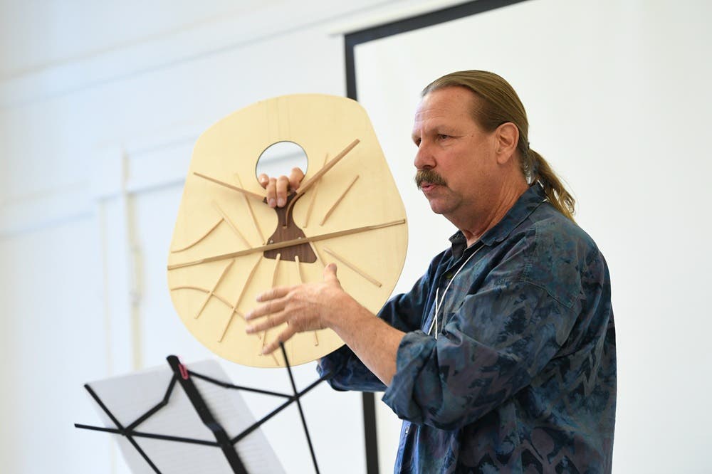 Master Class & Live Performance with Master Luthier Steve Kauffman