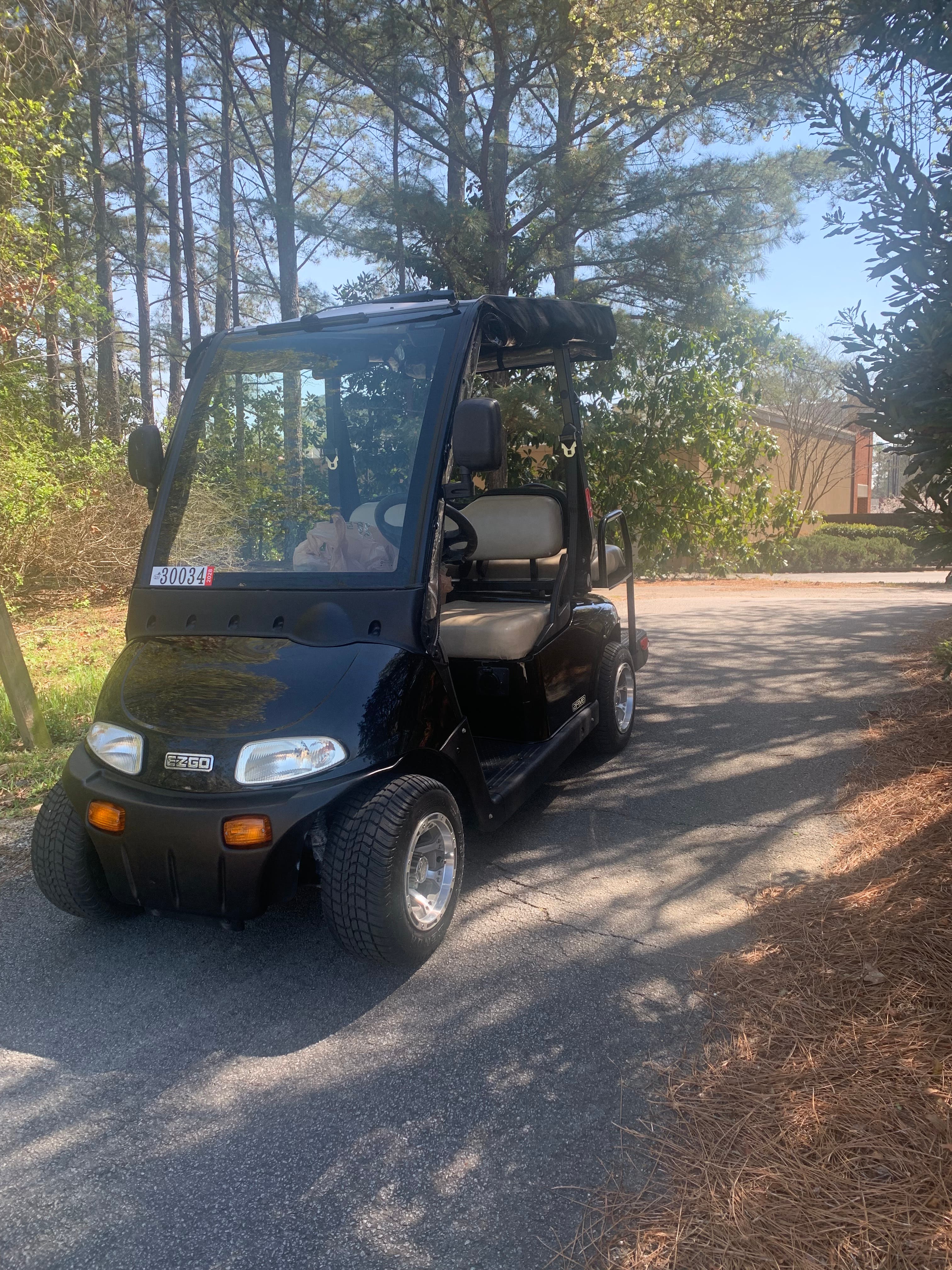 Golg Cart 2013 E-Z-GO 2Five Street Legal-Excellent Condition