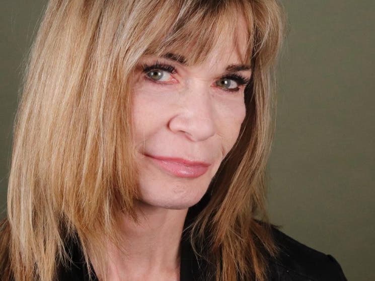 Sticks & Stones Comedy Presents: VANESSA HOLLINGSHEAD