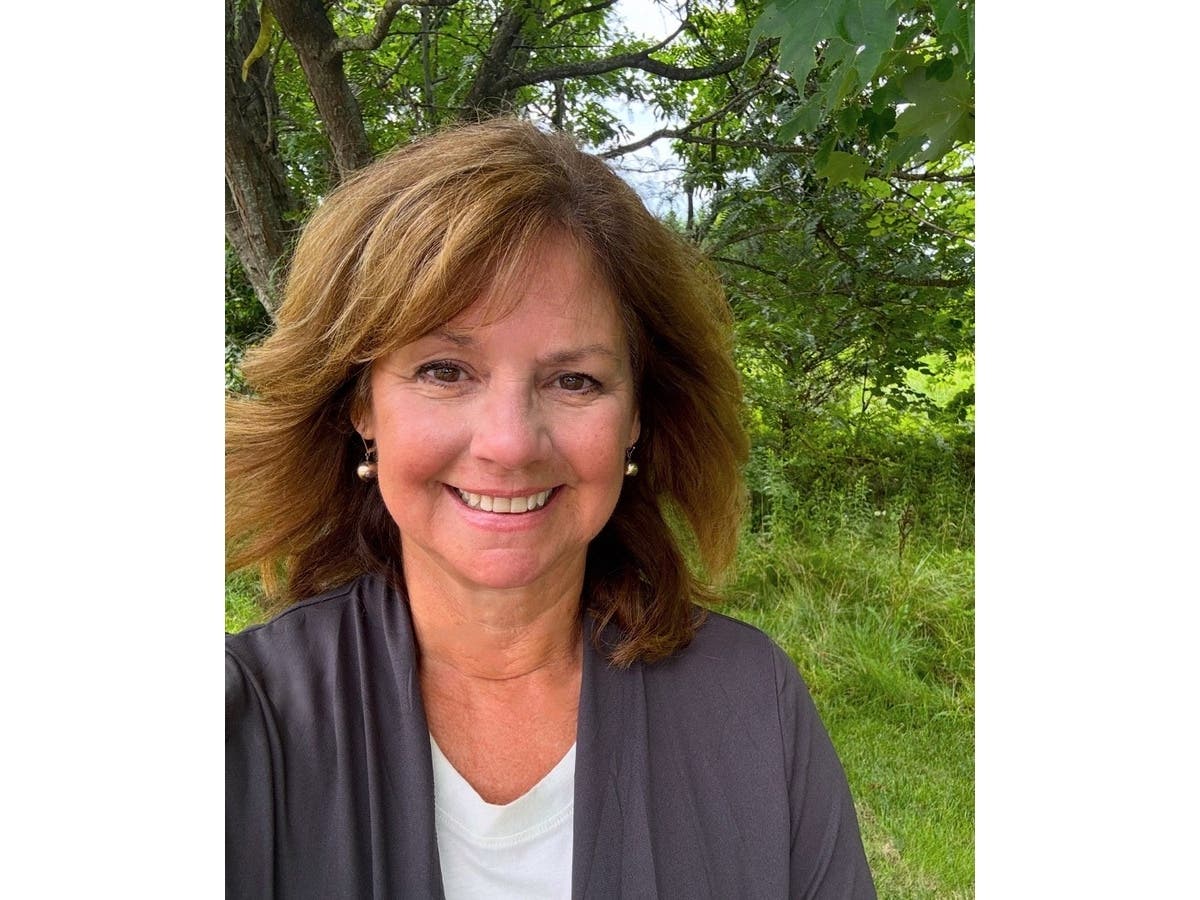 Theresa Coates Ellis is running for re-election to the Manassas City Council.