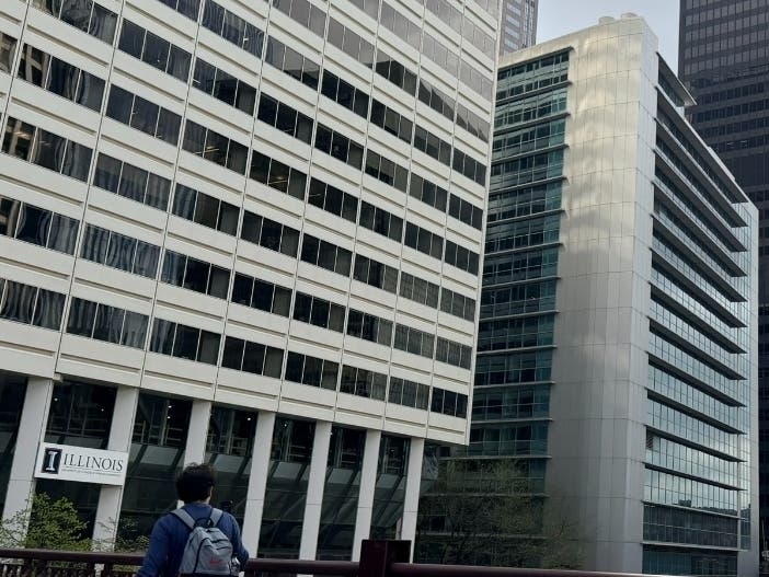 A view of the logo-less building at 250 S. Wacker and the University of Illinois-branded 200 S. Wacker on April 16, 2026