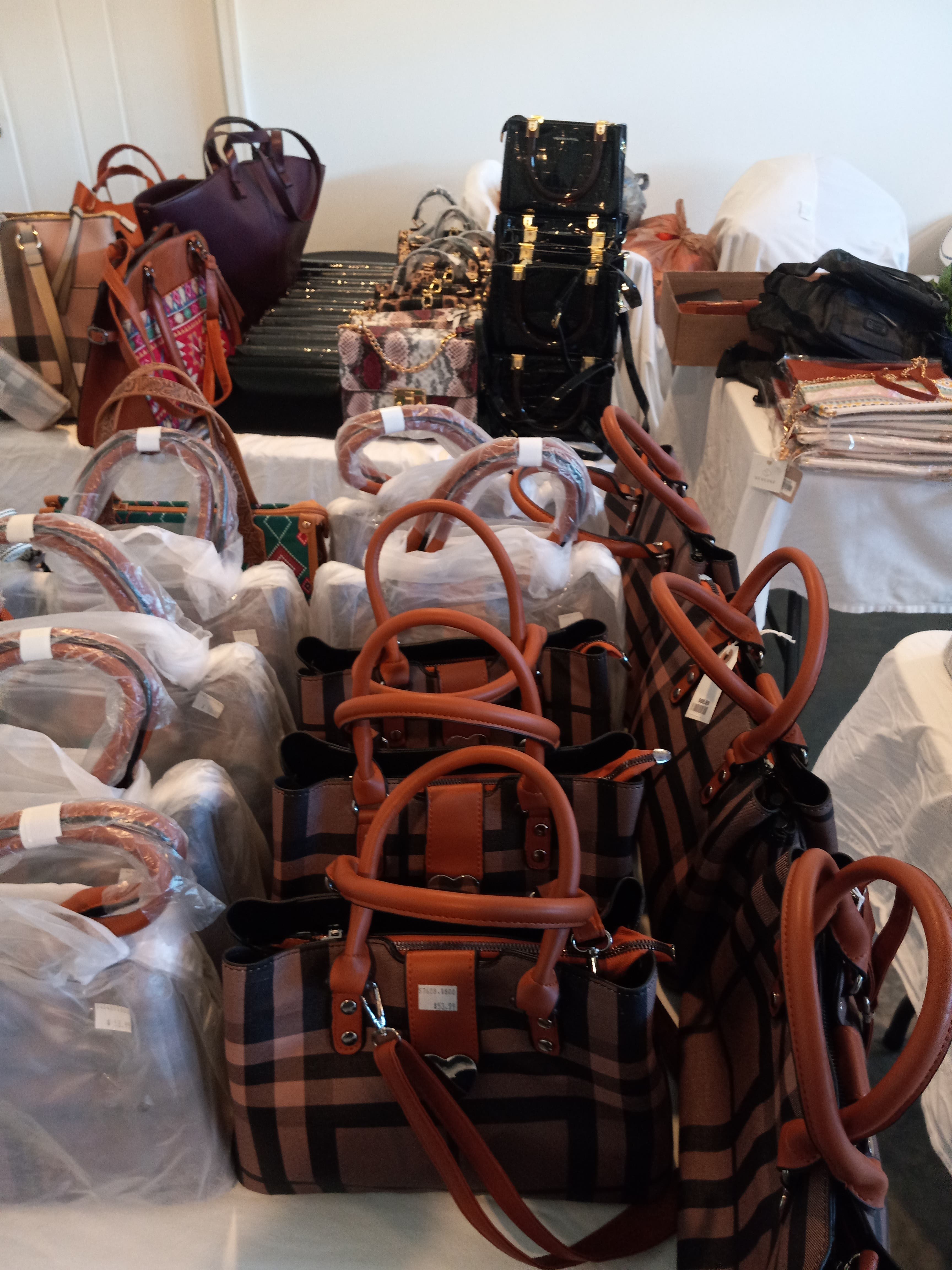 New Handbags and jewlrey 