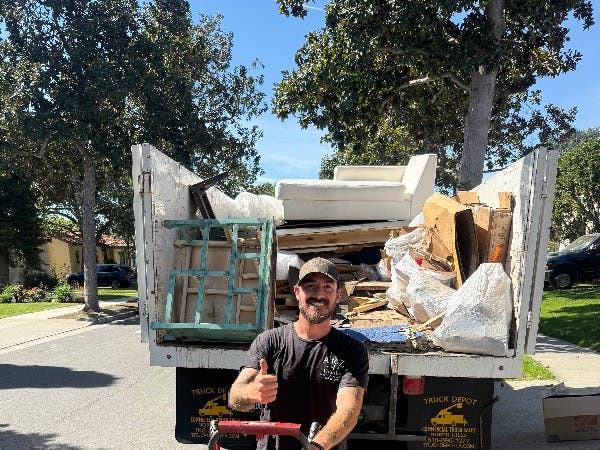 A to Z Hauling Junk Removal