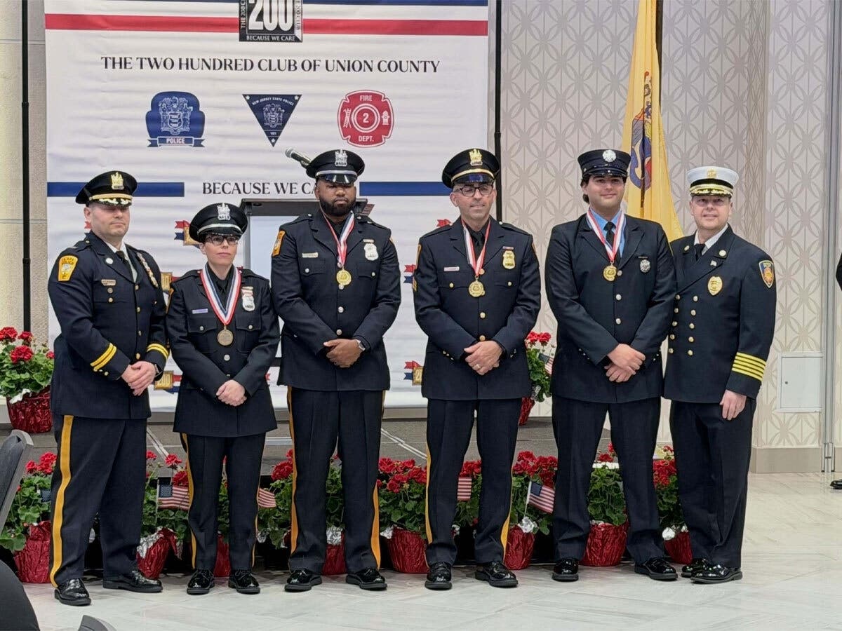 Cranford Firefighter Honored after heroic rescue.