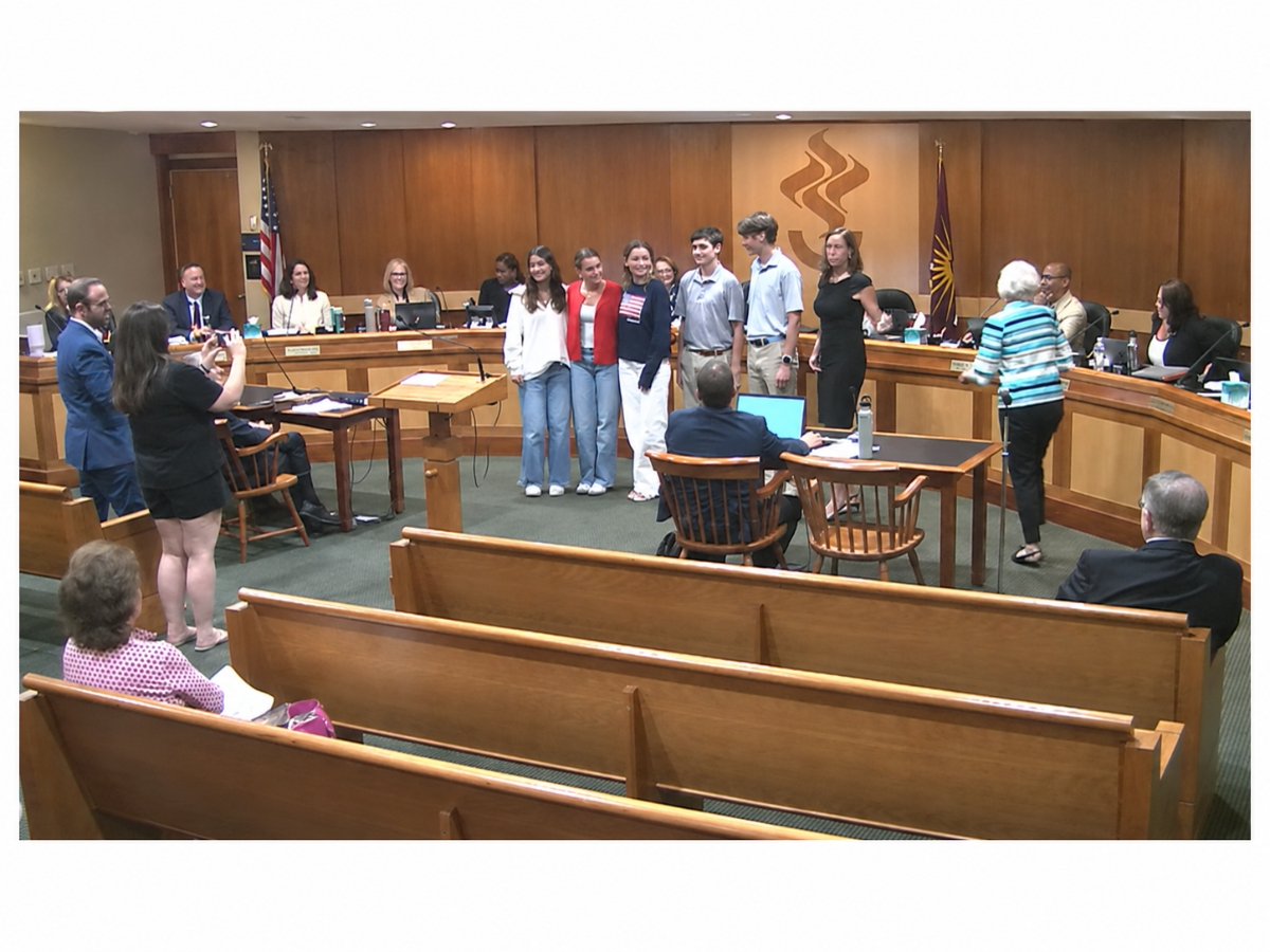 Summit honors high school students helping to combat homelessness.