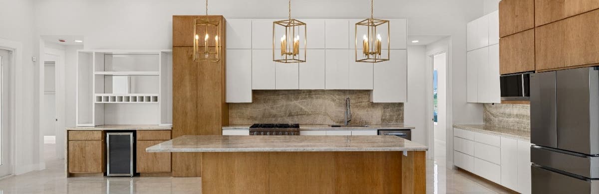 Pinnacle Cabinets & Furniture 