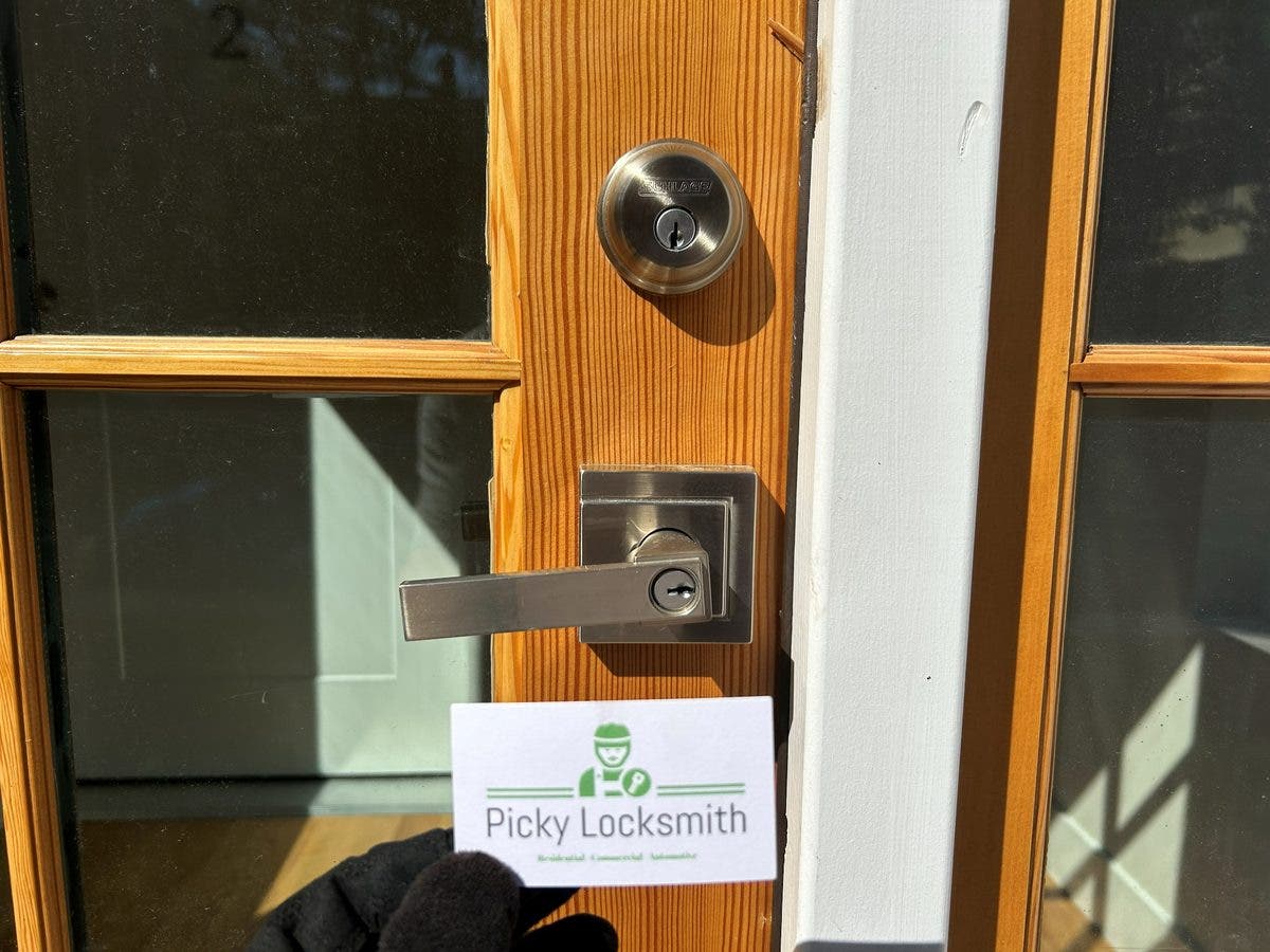 24/7 Mobile Locksmith Services in Boston MA