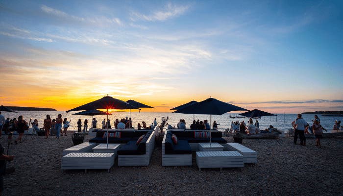 Live Music at Navy Beach Restaurant
