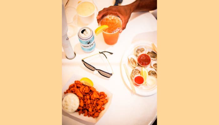 The Clam Bar Introduces New Weekday Happy Hour!