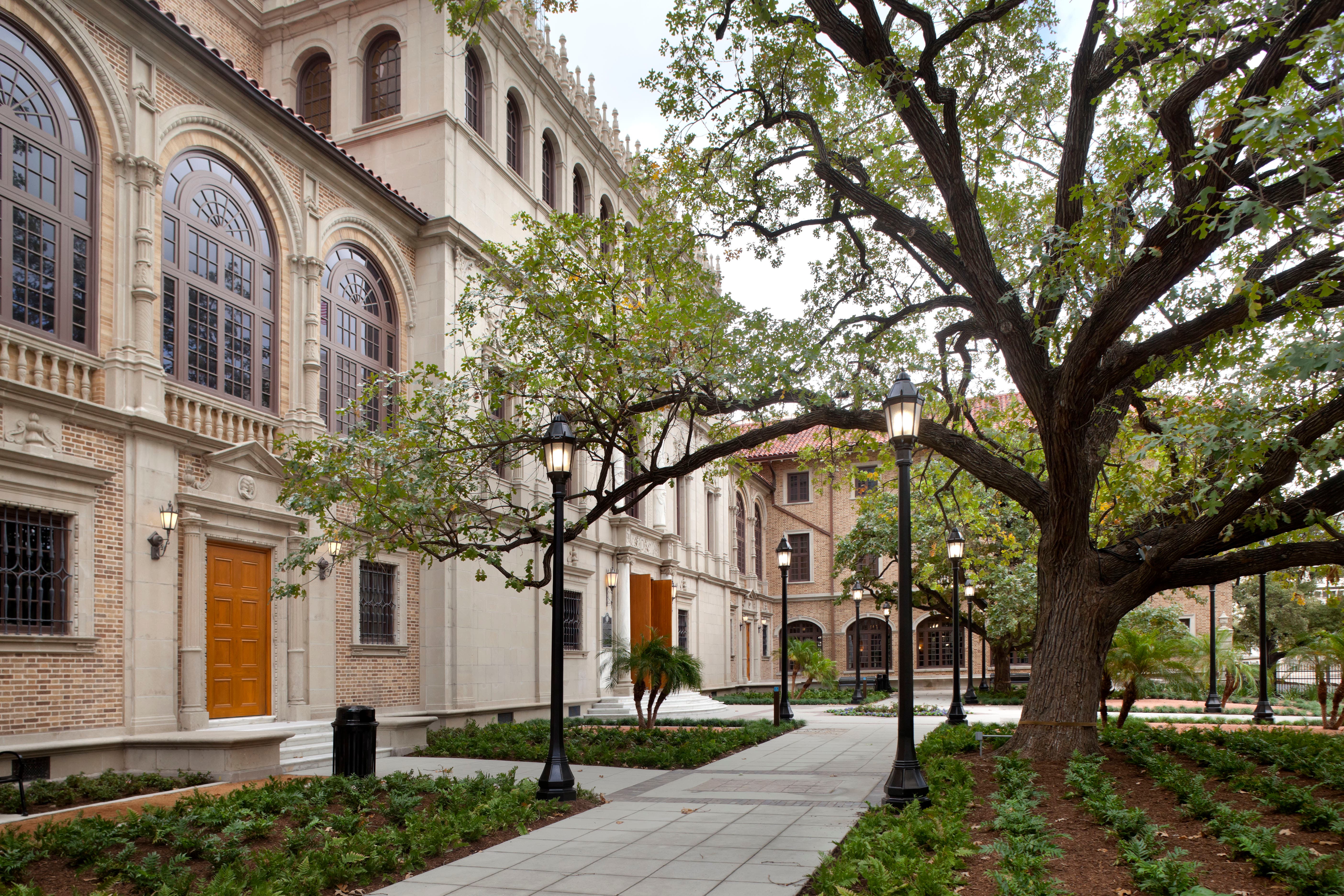 The Julia Ideson Building’s 100th Birthday Celebration: A Day of Vintage Library and Book Fun