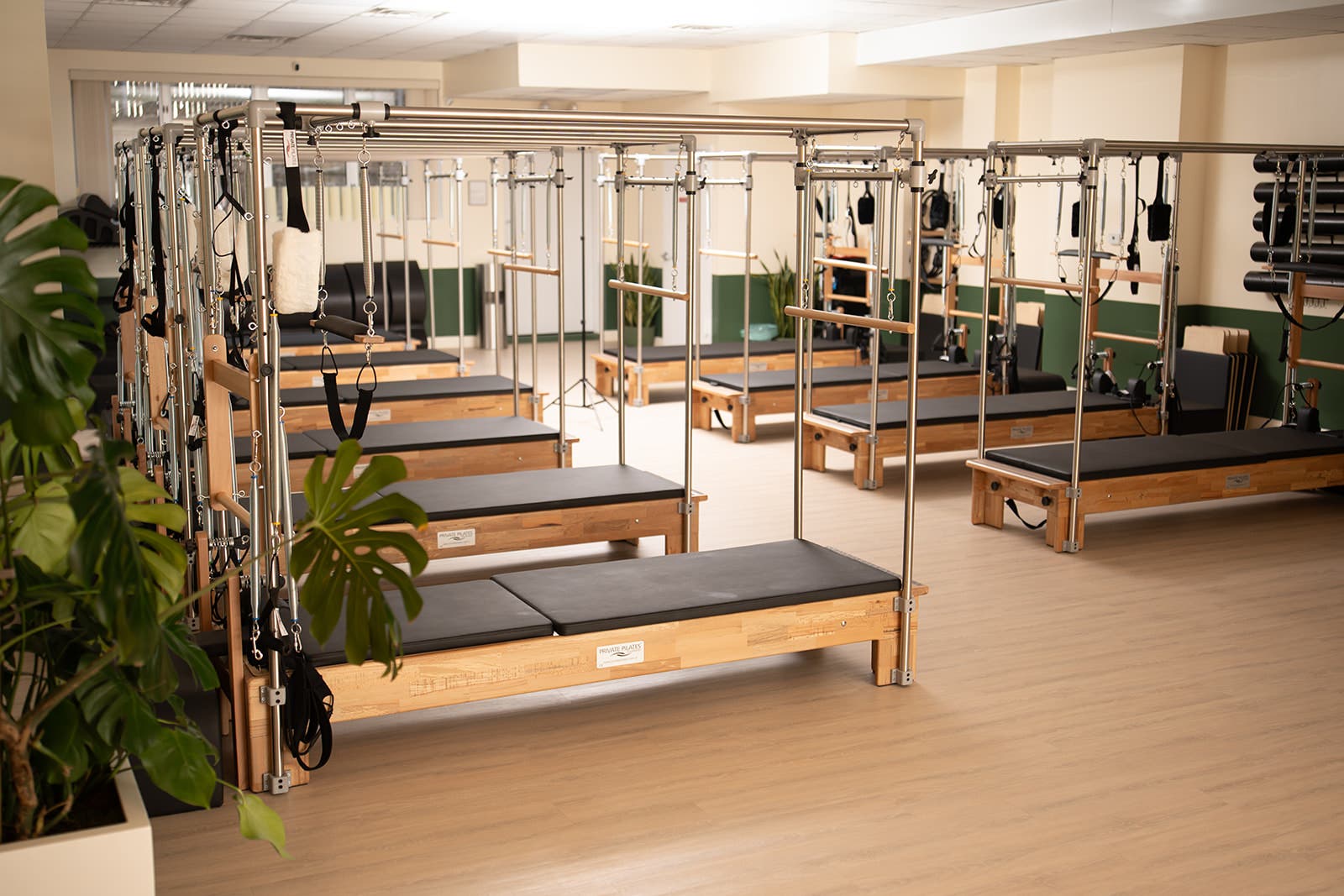 Broadway Dancer Netanel Bellaishe Hosts Advanced Cadillac Pilates Workshop at Mind Pilates