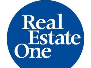Realtor Real Estate One-Carol Middleton