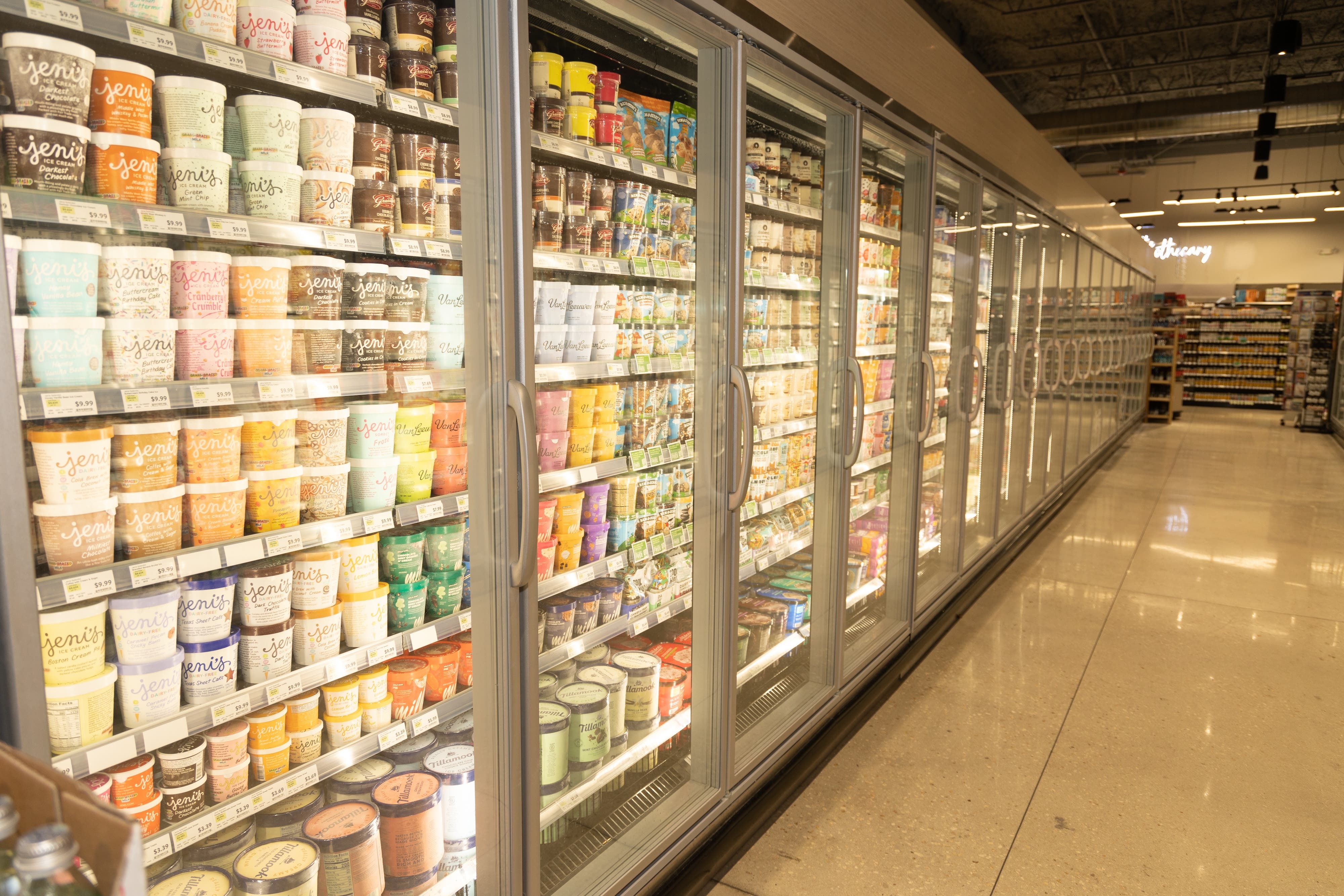  Scoop Up Sweet Savings at Plum Market Aventura for National Ice Cream Day, July 18-19