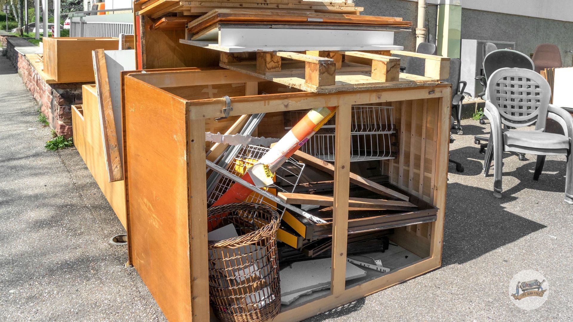 Fast & Reliable Junk Removal in Arlington, VA | Professional Junk Removal Services