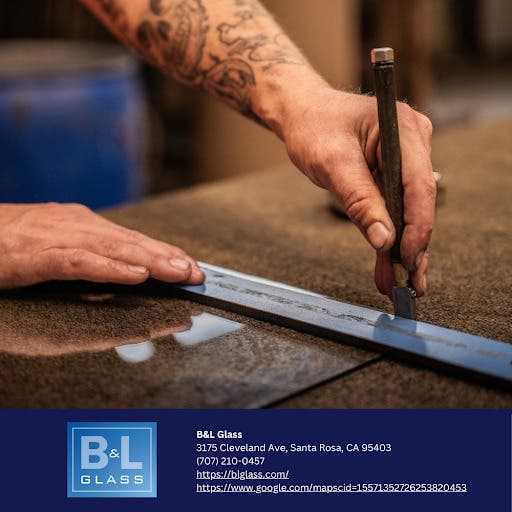 B & L Glass Brings Custom Mirror Installation to Santa Rosa, CA Homes as Holiday Rush Gets Going