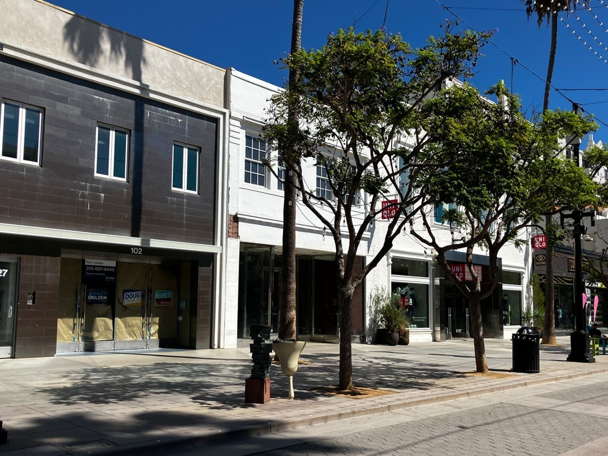 Vacant storefronts line Third Street Promenade in Santa Monica. A new RAND study found the shopping district had a 31 percent retail vacancy rate as of August 2026.