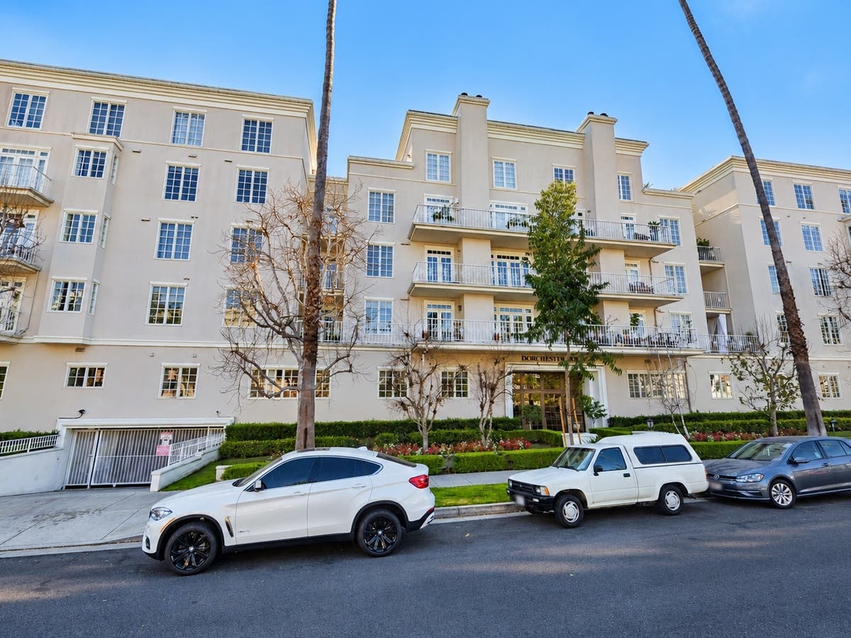 The Dorchester Condominiums on Fourth Street in Santa Monica, where a California appeals court upheld decades-old affordable housing restrictions preventing a condominium owner from occupying her property.
