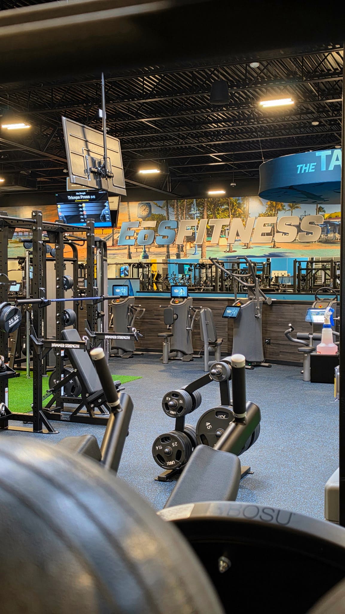Celebrate the Opening of EōS Fitness in Fort Myers!