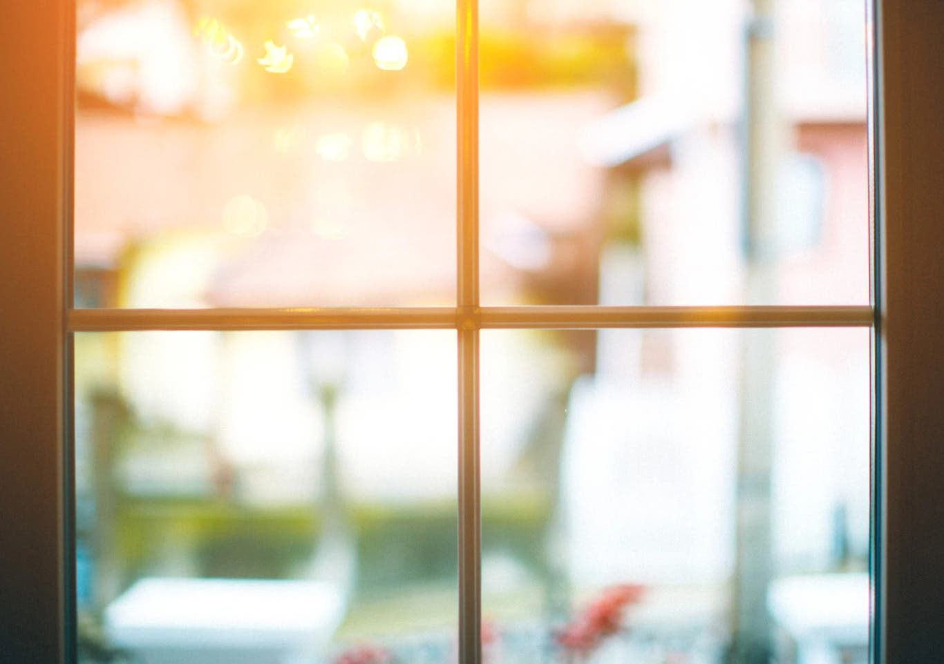 5 Signs It’s Time to Replace Your Windows Before Next Summer’s Heat Wave