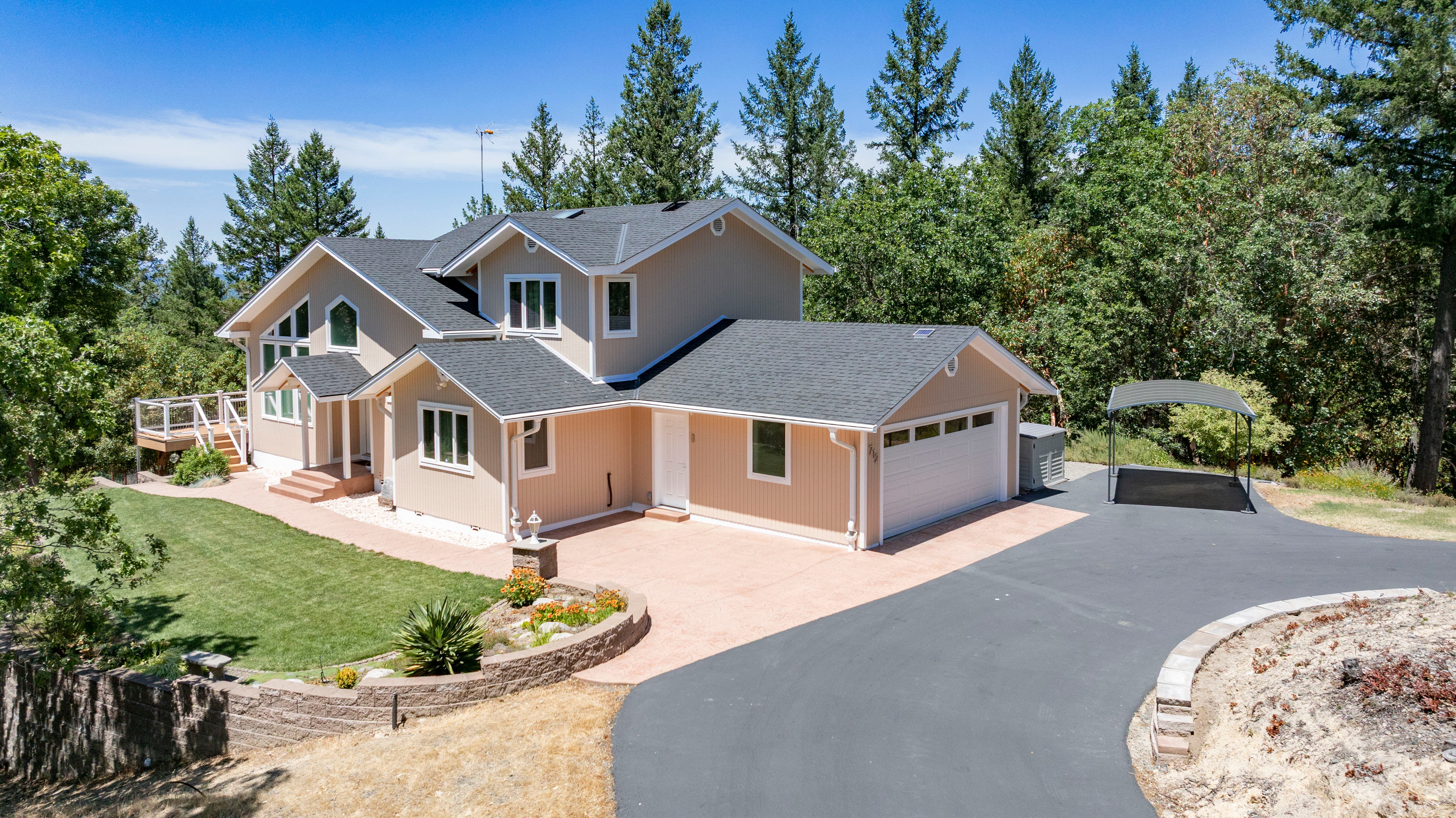 House on acreage in Grants Pass, OREGON