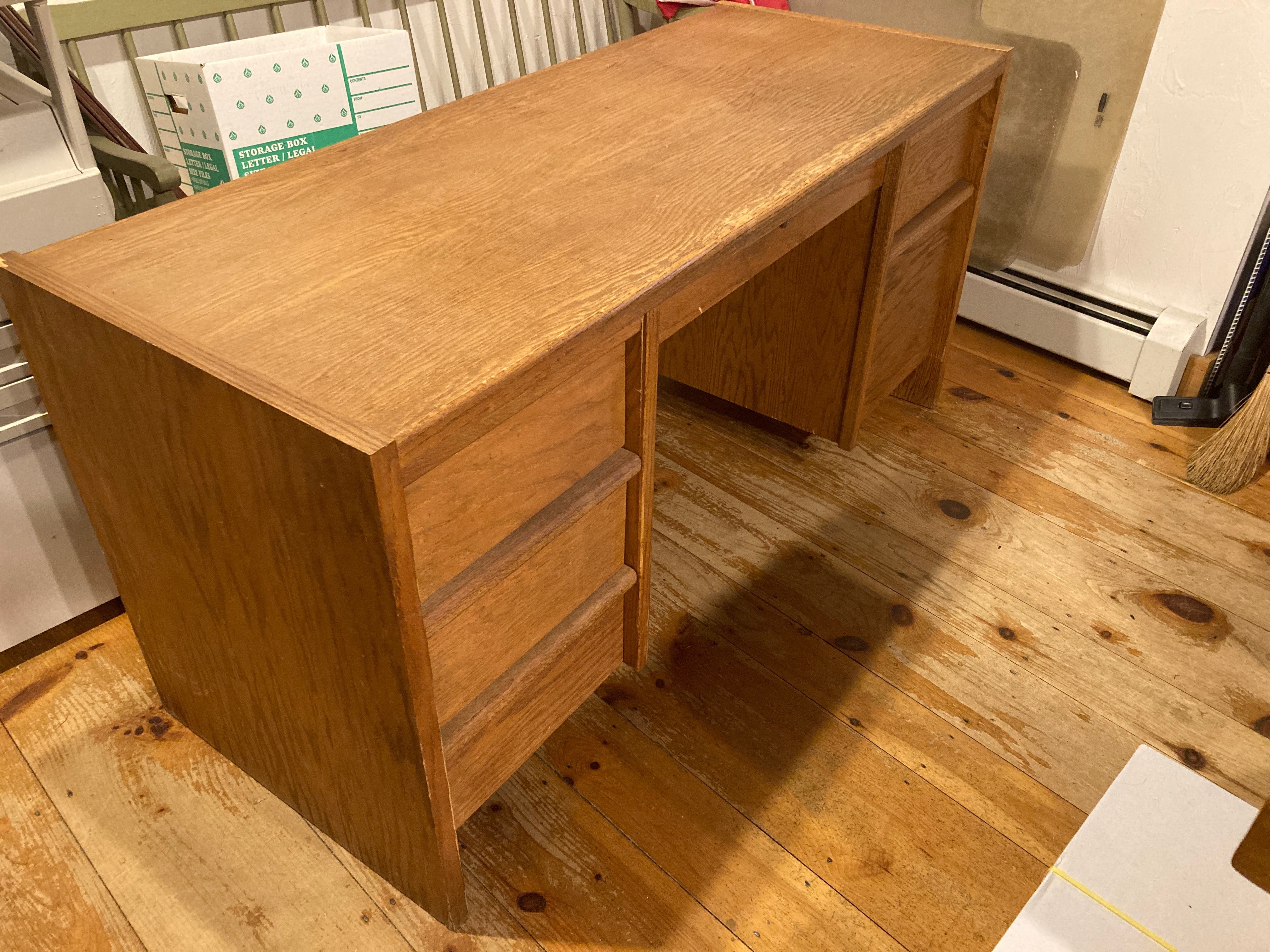oak veneered desk