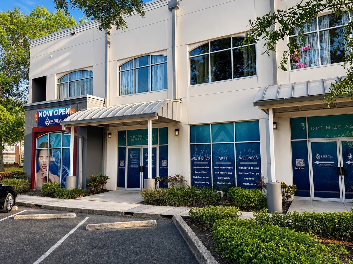 Refresh - Aesthetics & Wellness serves Brandon and surrounding Hillsborough County communities from its Oakfield Drive location.
