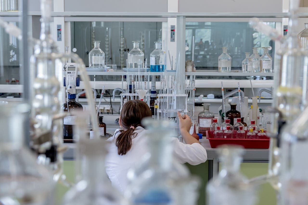 Chemist doing a laboratory analysis