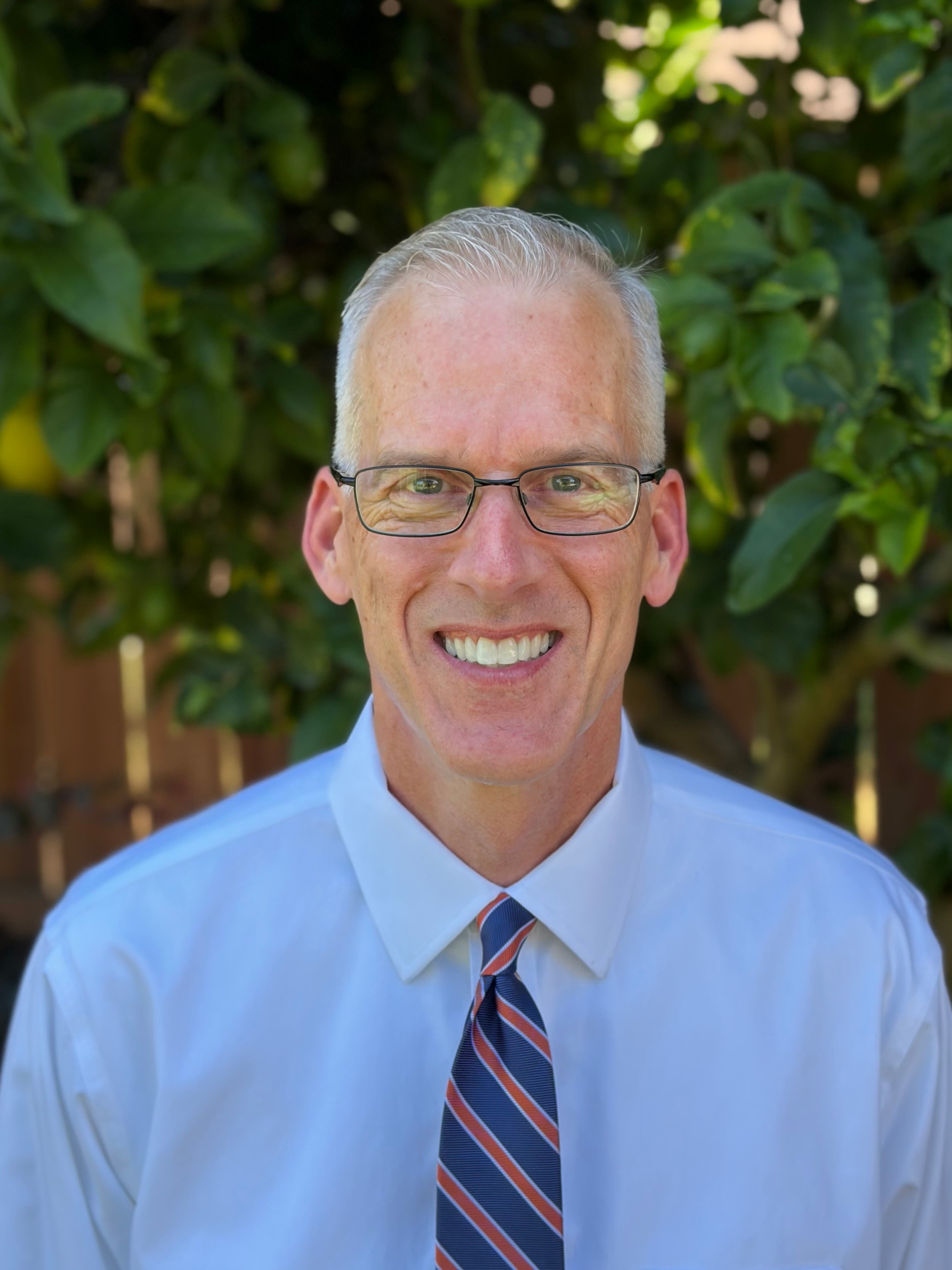 Endorsed by local firefighters: Vote Bruce Henry for East Bay Regional Park District Director