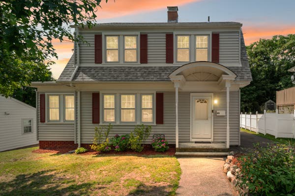Charming & Updated 3BR/2BA Home 