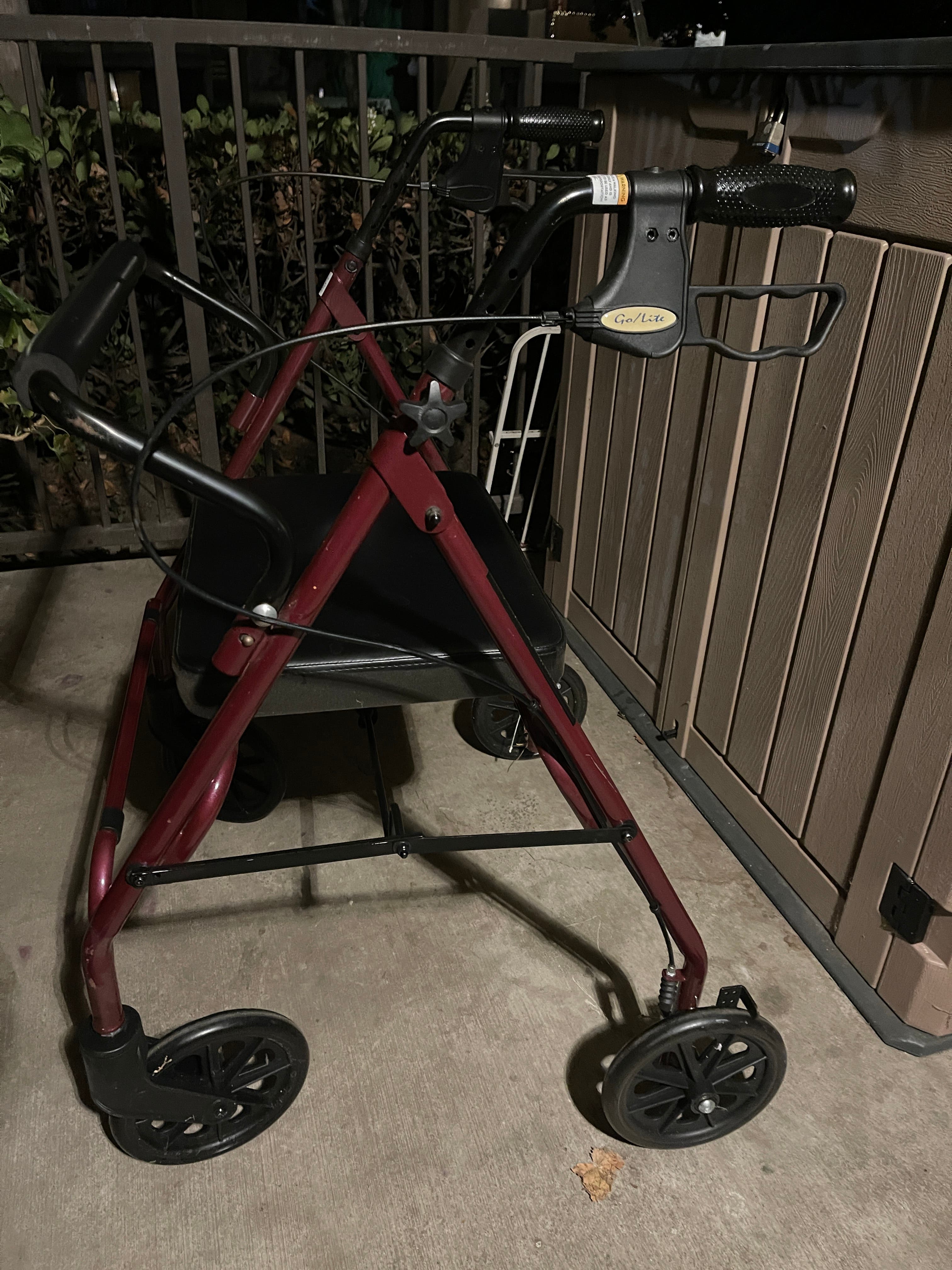 Drive Rollator- 22 Inch extra wide seat