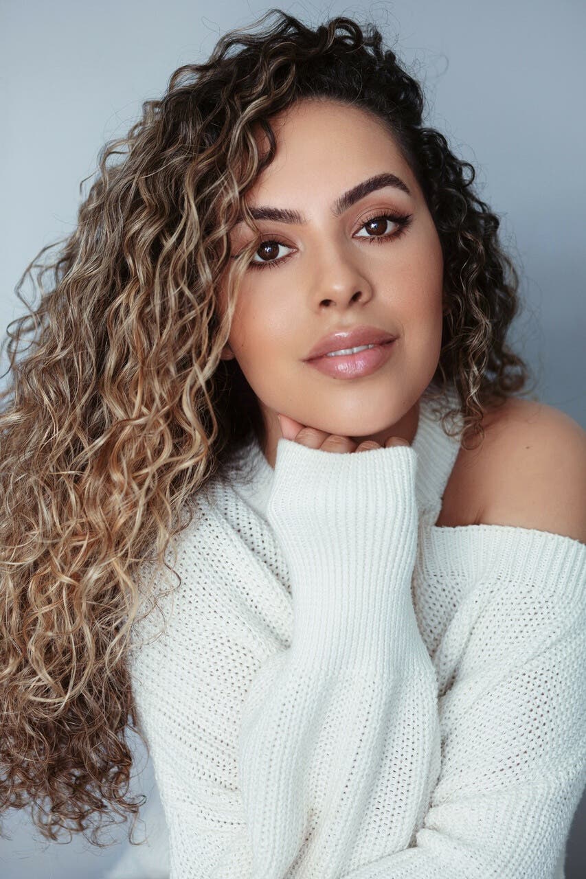 Bobbi Brown x Nordstrom Master Class With MakeUp Artist Melissa Hernandez