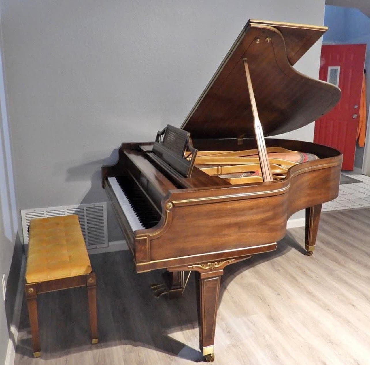Kimball Grand Piano. (1979 Series)