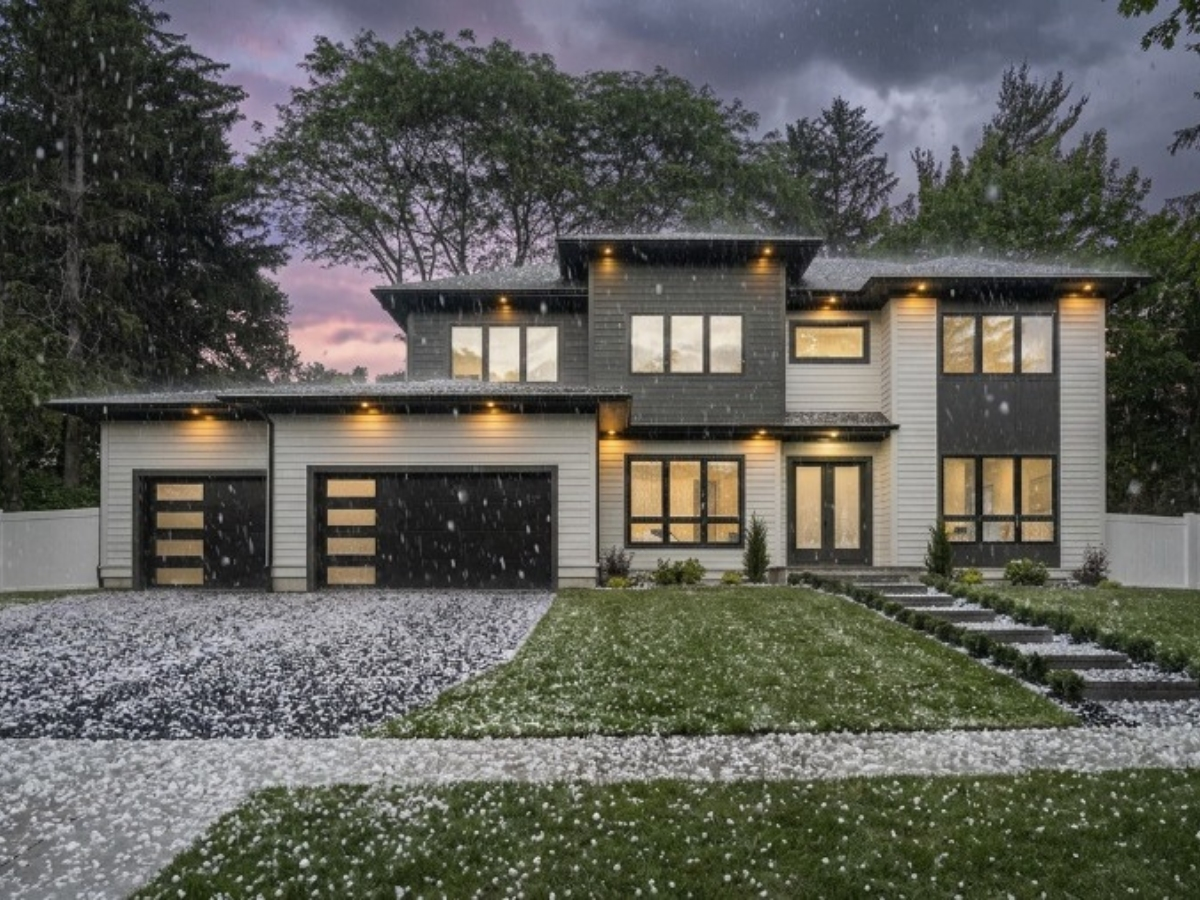 Modern Steel™ with WindCode® reinforcement available for homes in high wind or storm-prone areas.