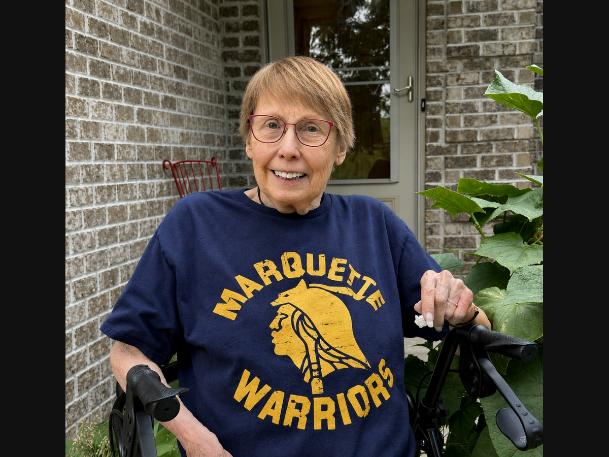 Liver cancer patient Daphne Decker, 81, avoided the need for other treatment options with Y-90 radioembolization at Aurora Health Care.