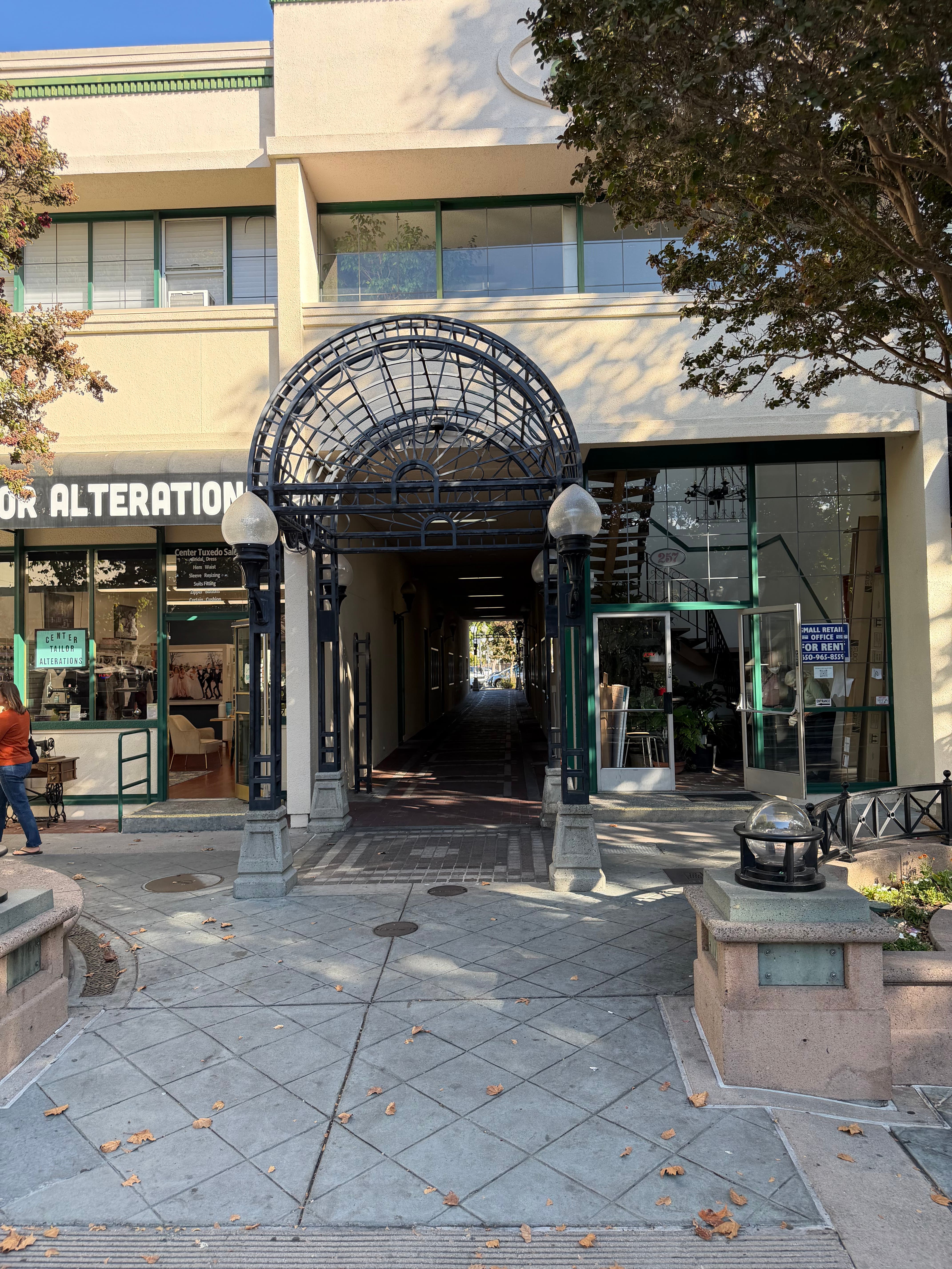 Free Art Show - Opening Weekend - Mel Vera Cruz