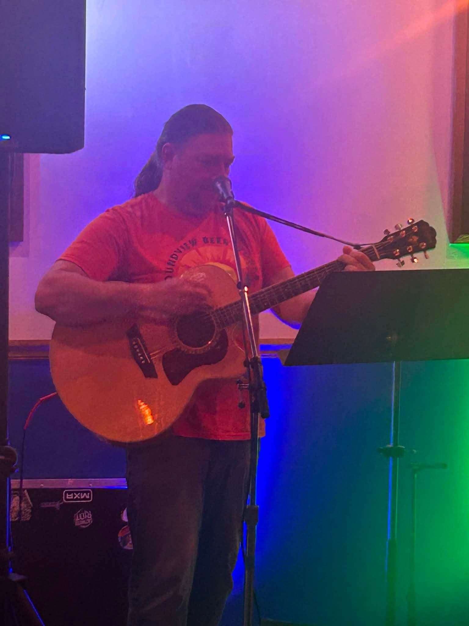 Open Mic Night at the Soundview Tap Room!