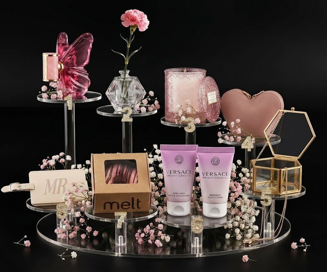 A Chanukah (Hanukkah) gift idea for the kallah: pretty in pink, every piece linked